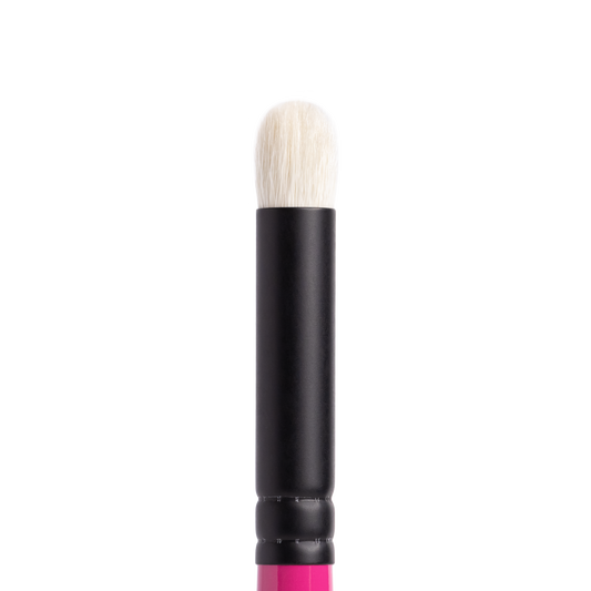Whats Up Beauty - R109 Domed Eyeshadow Brush